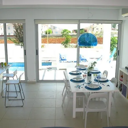 Rent A Holiday Close To Mimoza Beach 87 Protaras